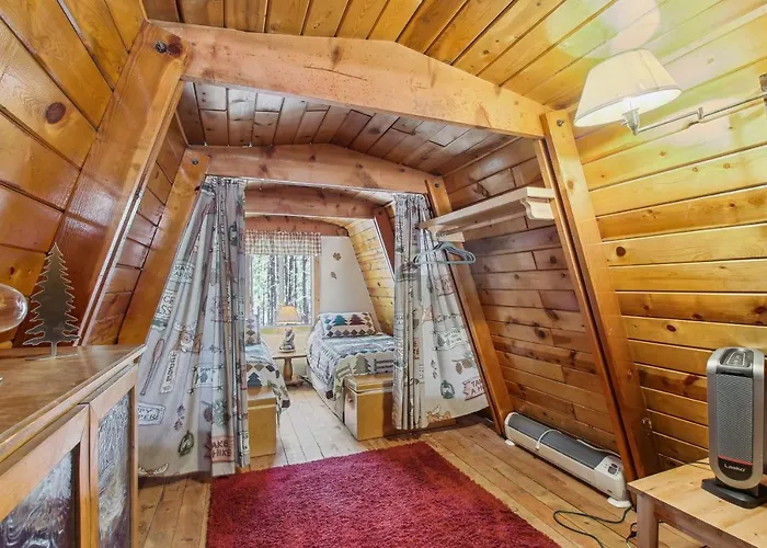 Near Trails: Forest Retreat W/ Backyard Oasis