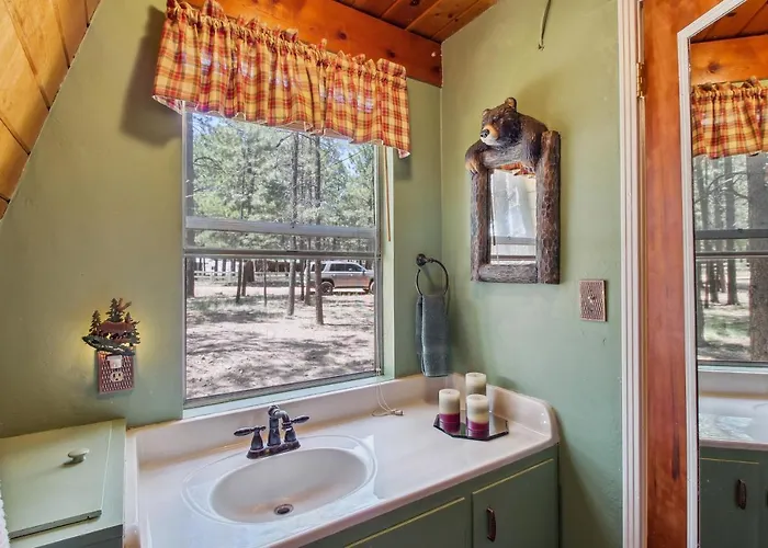 Near Trails: Forest Retreat W/ Backyard Oasis Forest Lakes Estates